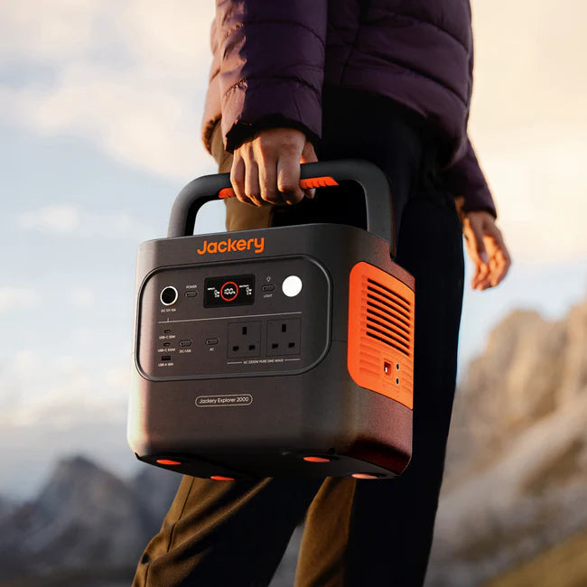 Jackery Explorer 2000 v2
